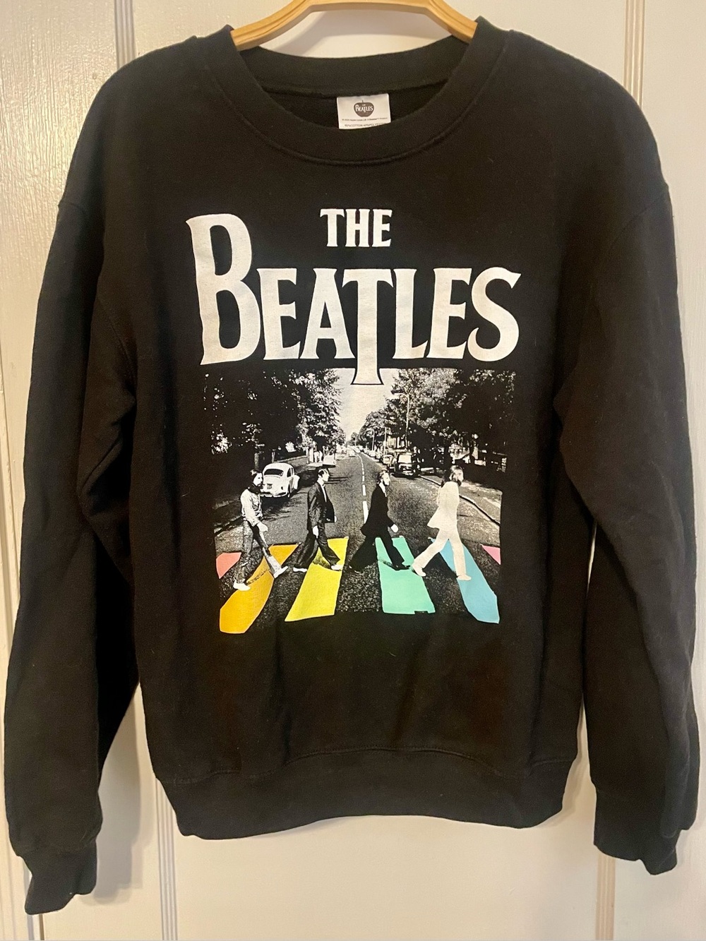 The Beatles Abbey Road Rainbow Crosswalk Graphic Crewneck Sweatshirt S NWOT